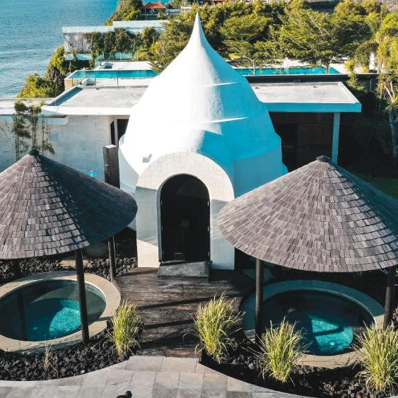 Plunge pools and sound dome at The Istana.